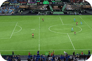 Widok meczu w EA Sports FC 25 z perspektywy transmisji telewizyjnej na stadionie piłkarskim.